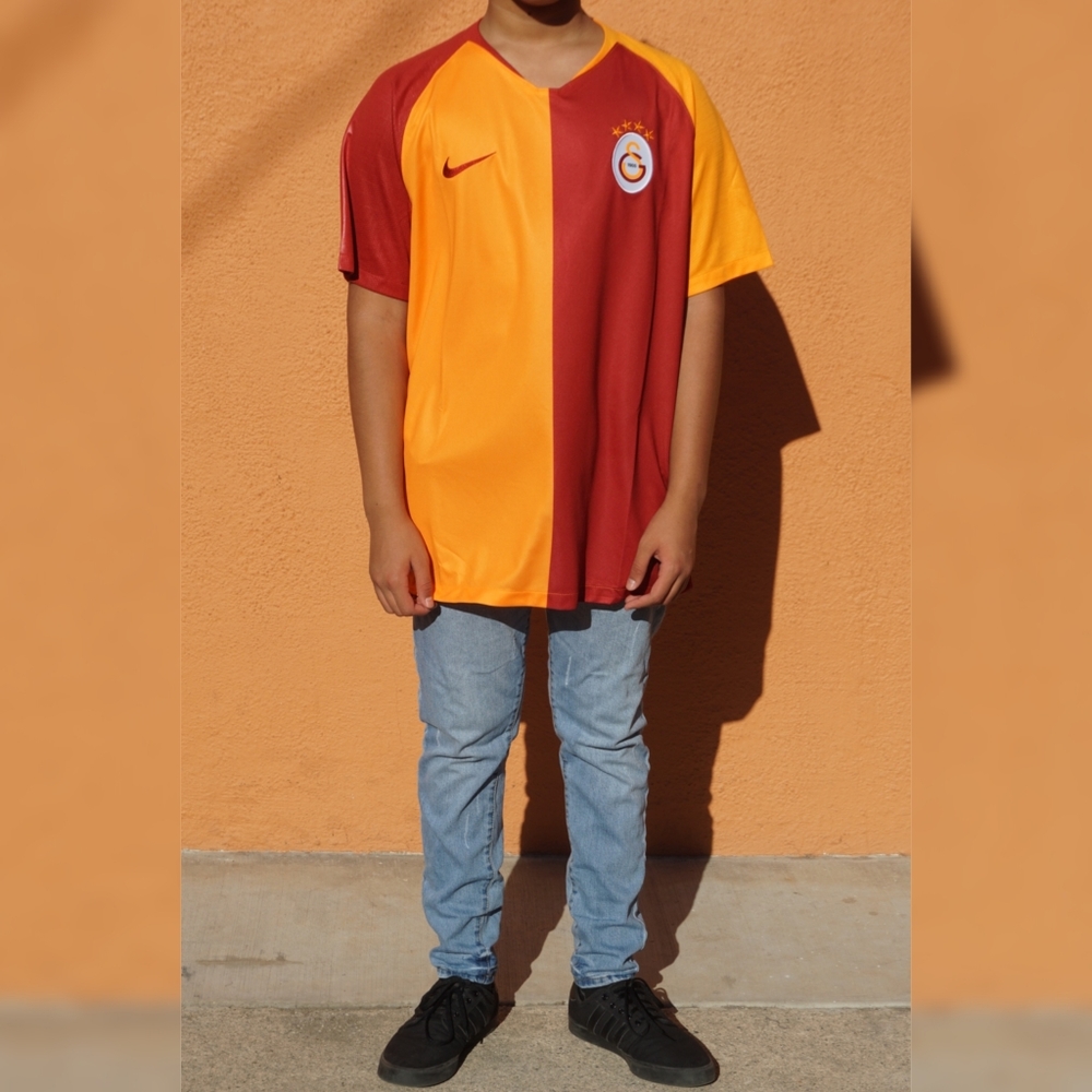 SOLD!!! Men's Nike Galatasaray Soccer Jersey
